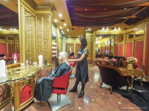 Спа салон Wise Royal SPA