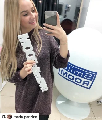 Студия косметического отбеливания зубов Smile Room