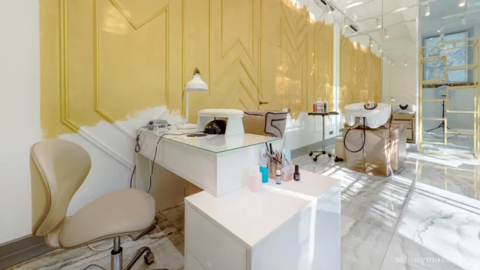 Студия красоты Eltrendy на Московском проспекте