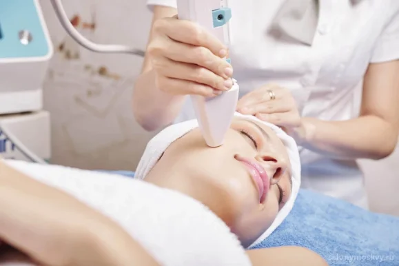 Центр эстетической косметологии МедКлиник